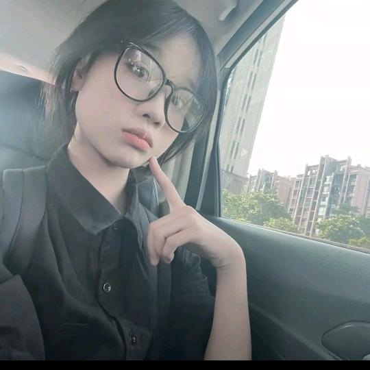 墓婧