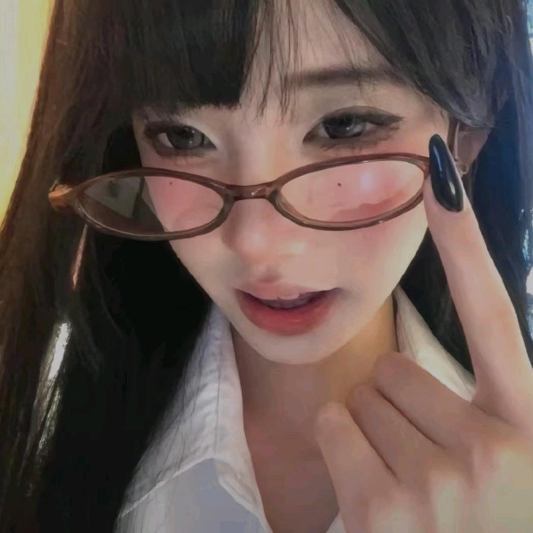 辞桉.