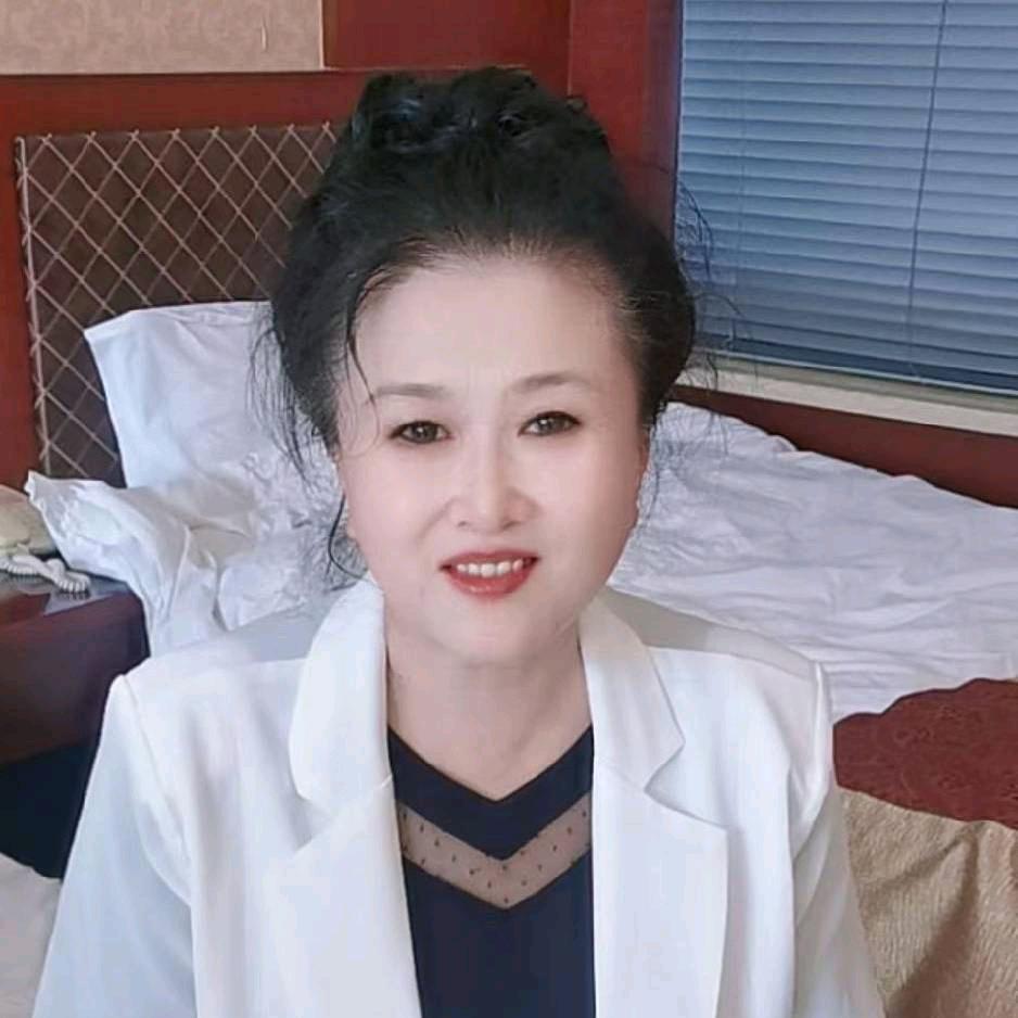 己凡奶奶