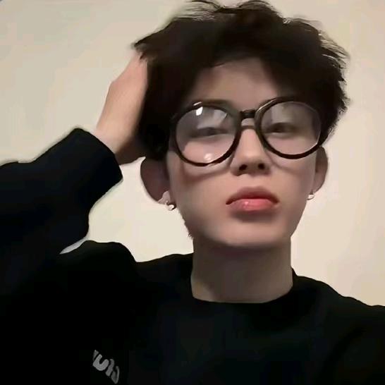 宇(●—●)