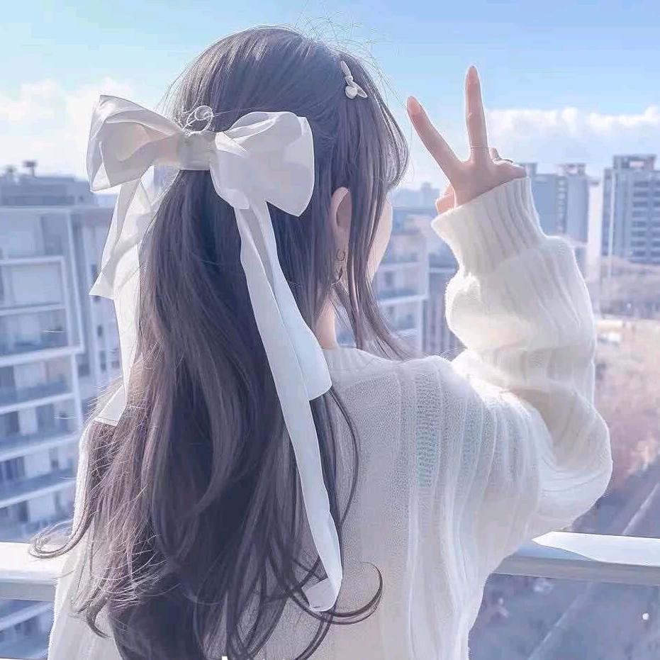 呆(づ ●─● )づ小布