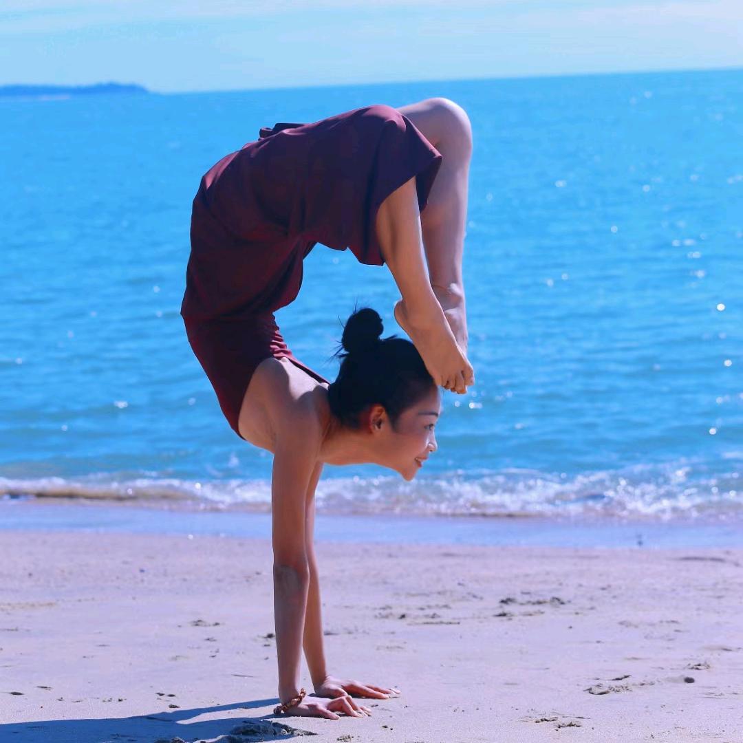 Yoga李思霖
