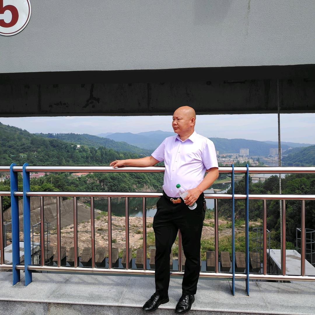 光头强（宗）降水井，打桩钻石头井，拉丝钢