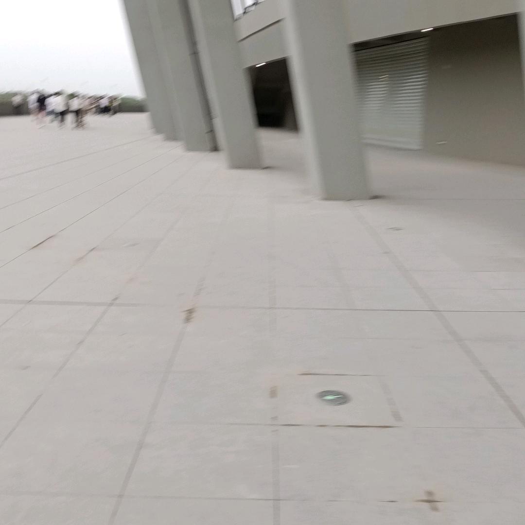 黄