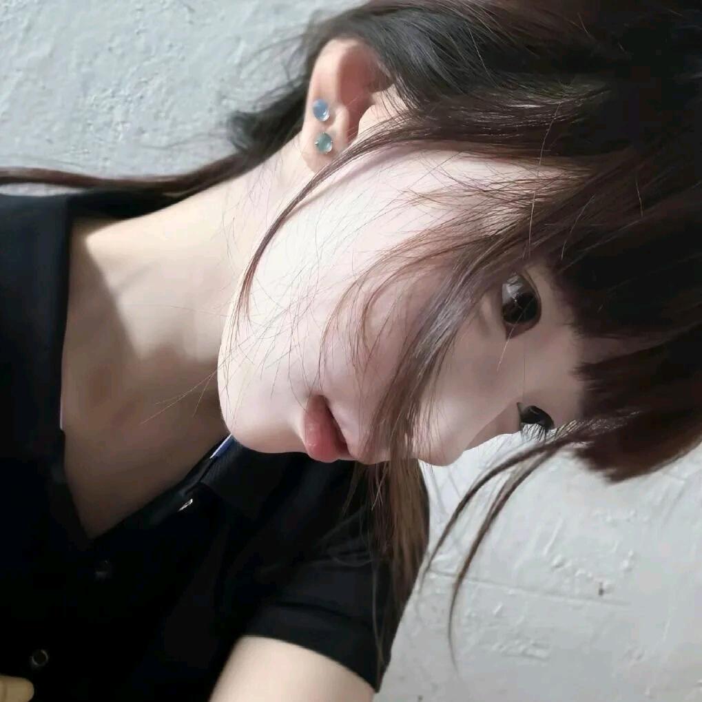 窝似许栀大王.^