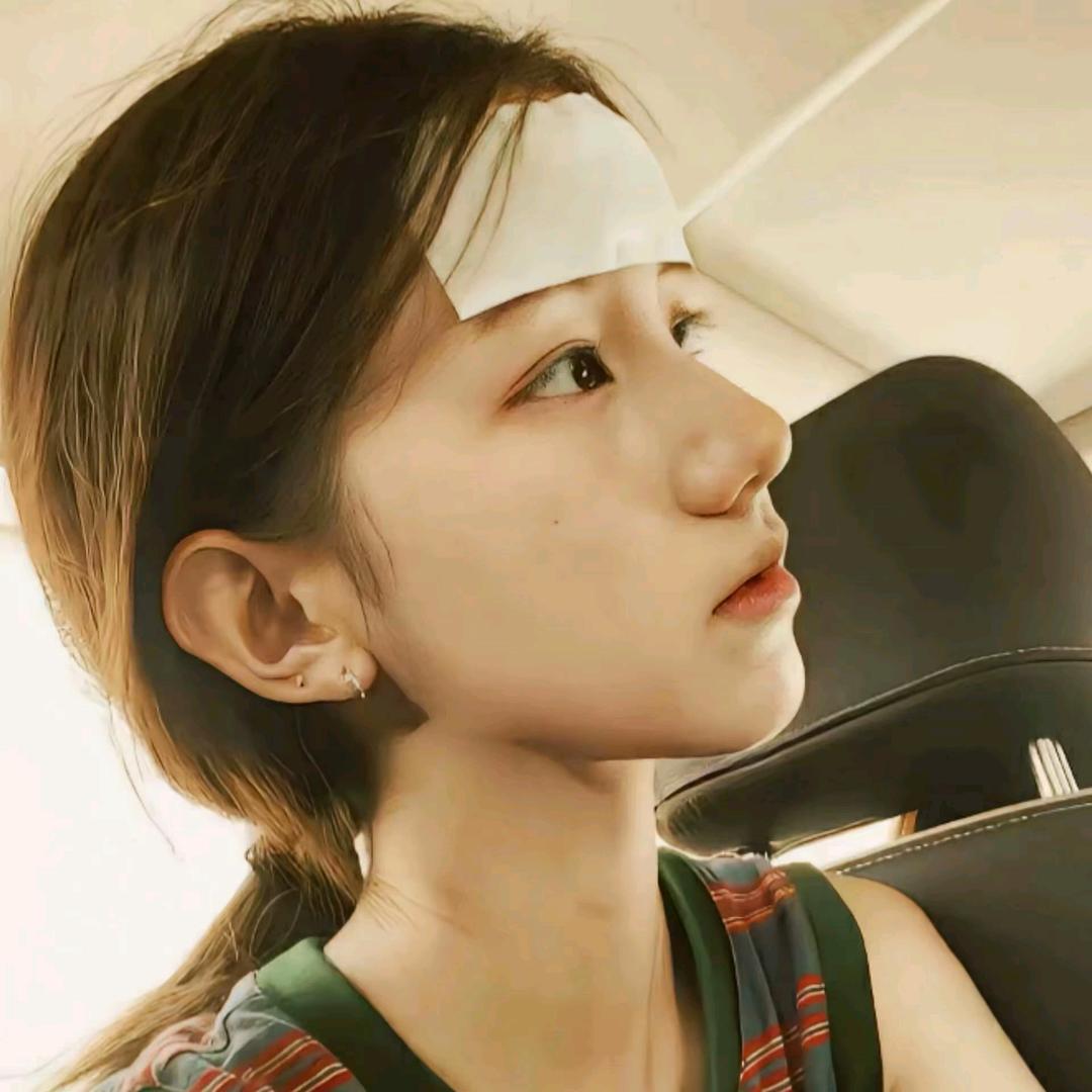 瞳