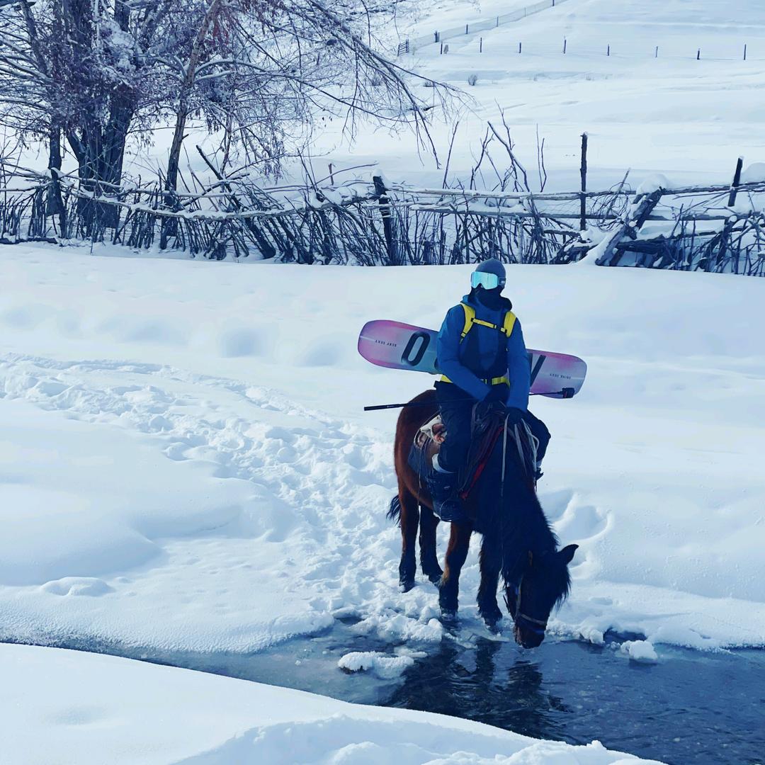 爱滑雪的楚楚爸