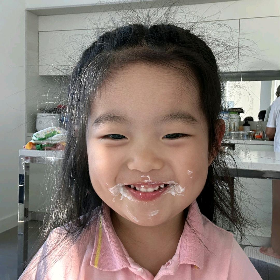 爱弹琴的小金