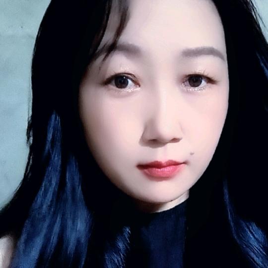 微胖的女人,王琴