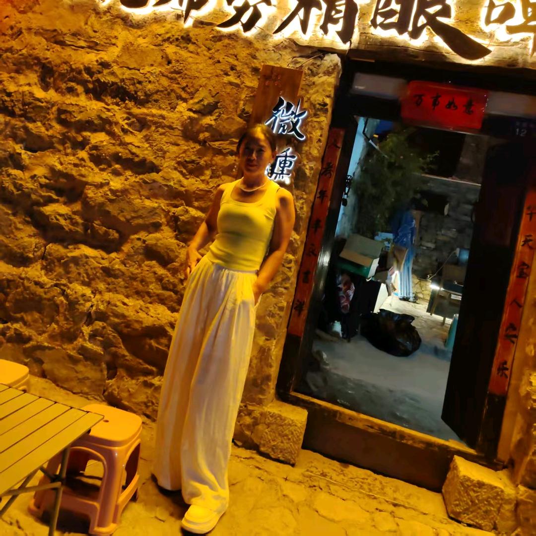 粉红猪小妹，《岳城水库红雷饭店》