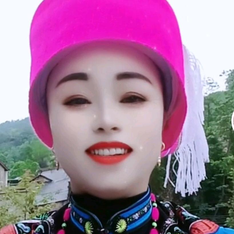 惠水县八音艺术团（罗晓娇）