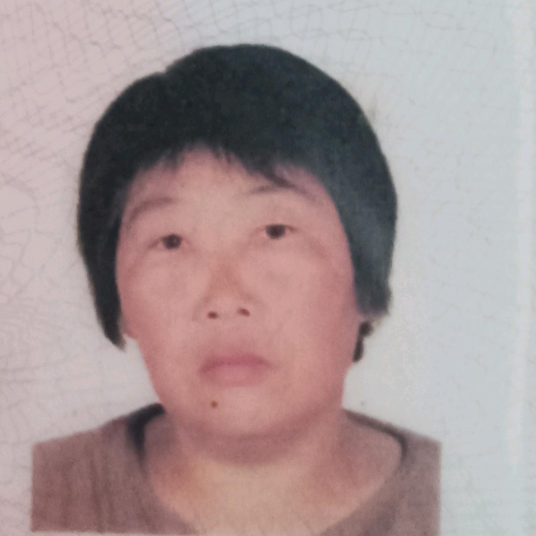 陈玉 新人首播第一天大家来见证