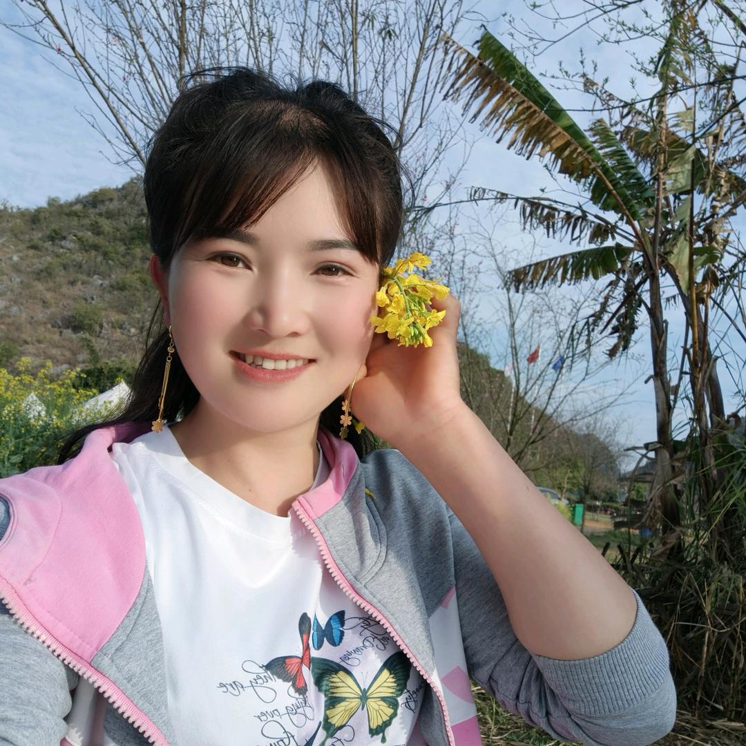 双胞胎四宝妈。