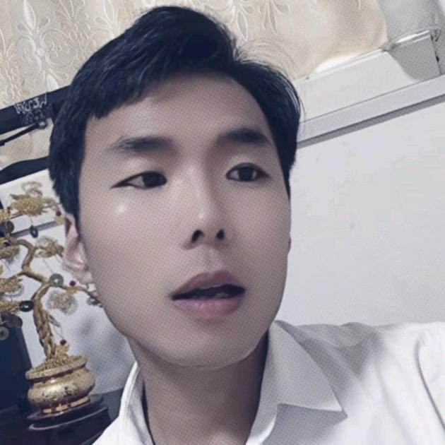 小朋哥