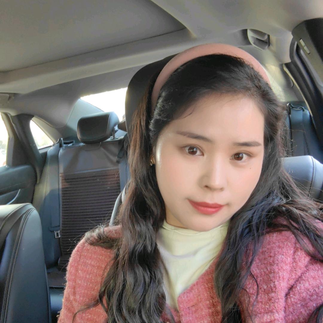 卖礼服的小火柴