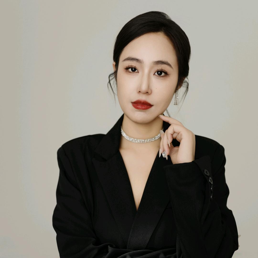 原创设计中心 -李艺