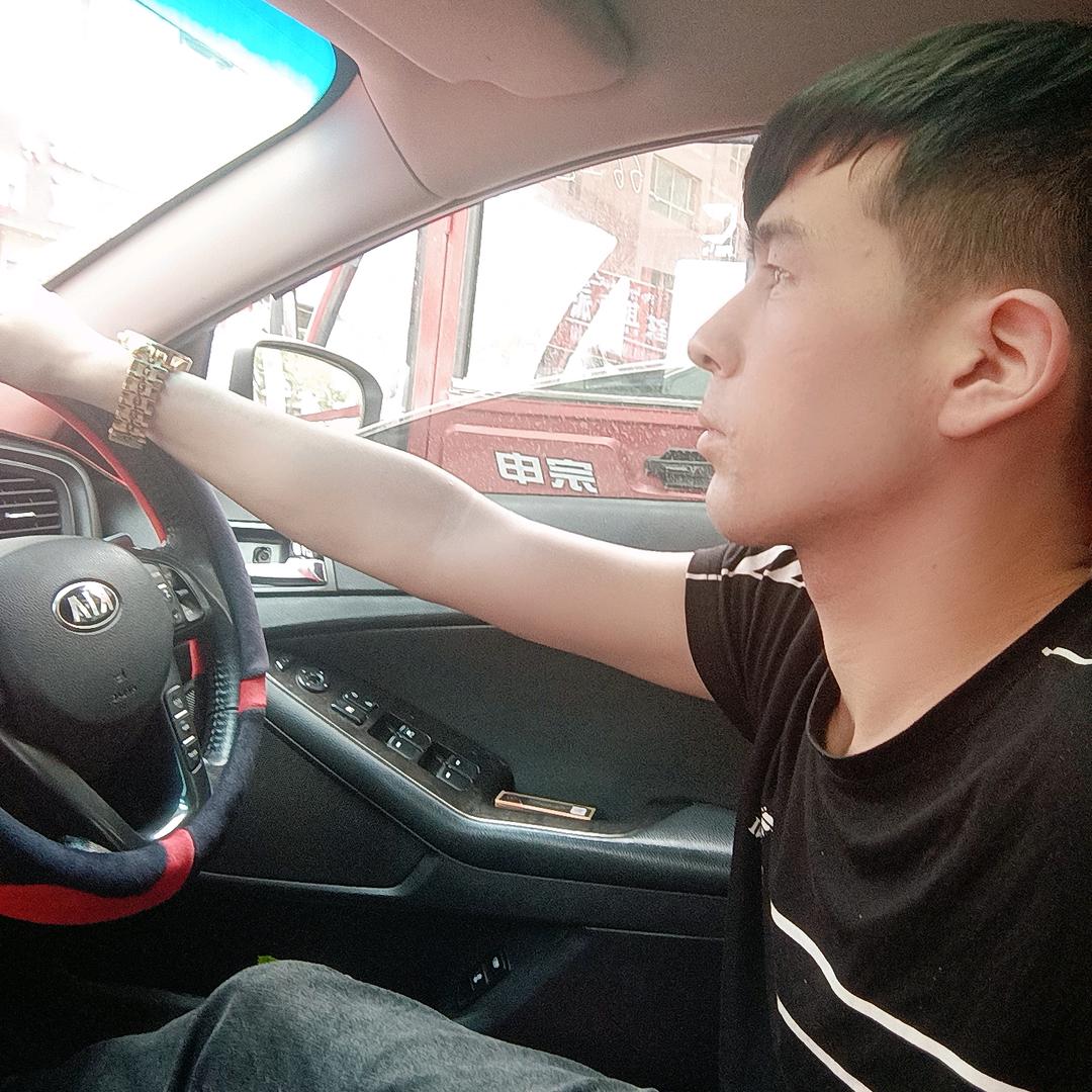 ℜàÝíм 💔 Ýðκ