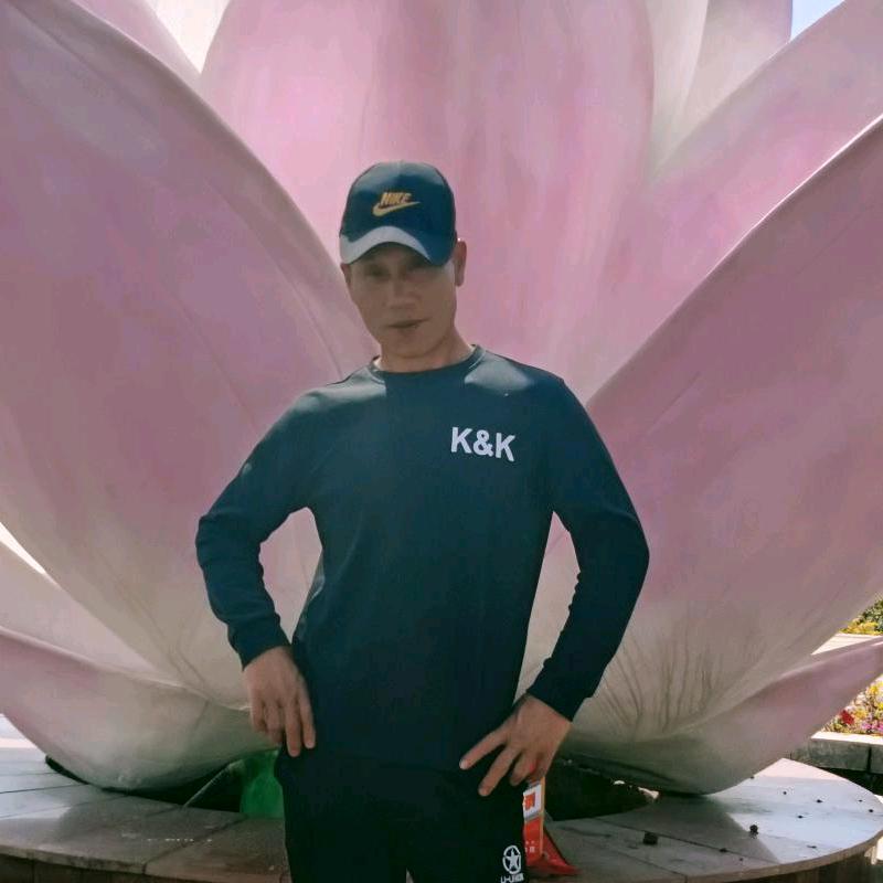 宋健男