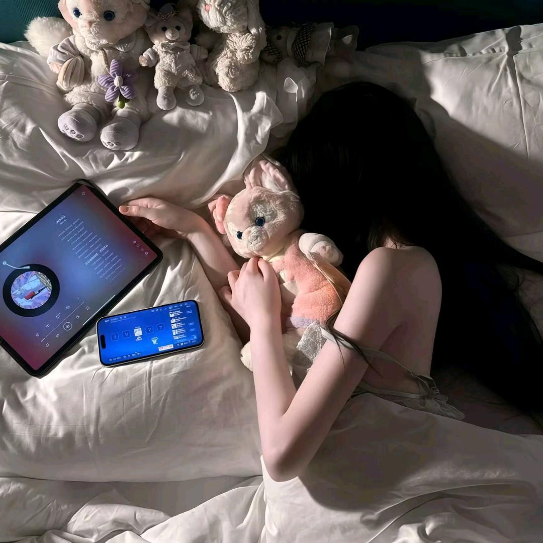 小乖.