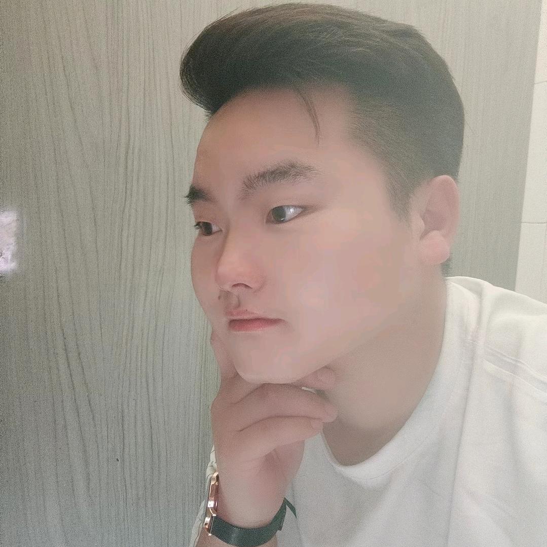 李先生♛……