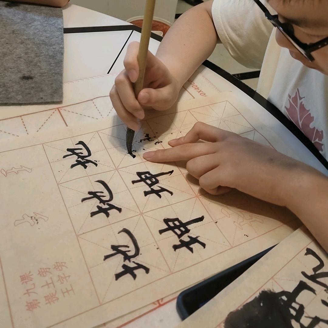 子衿穿搭