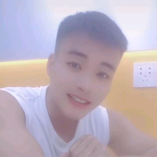 阳 òᆺó光男孩