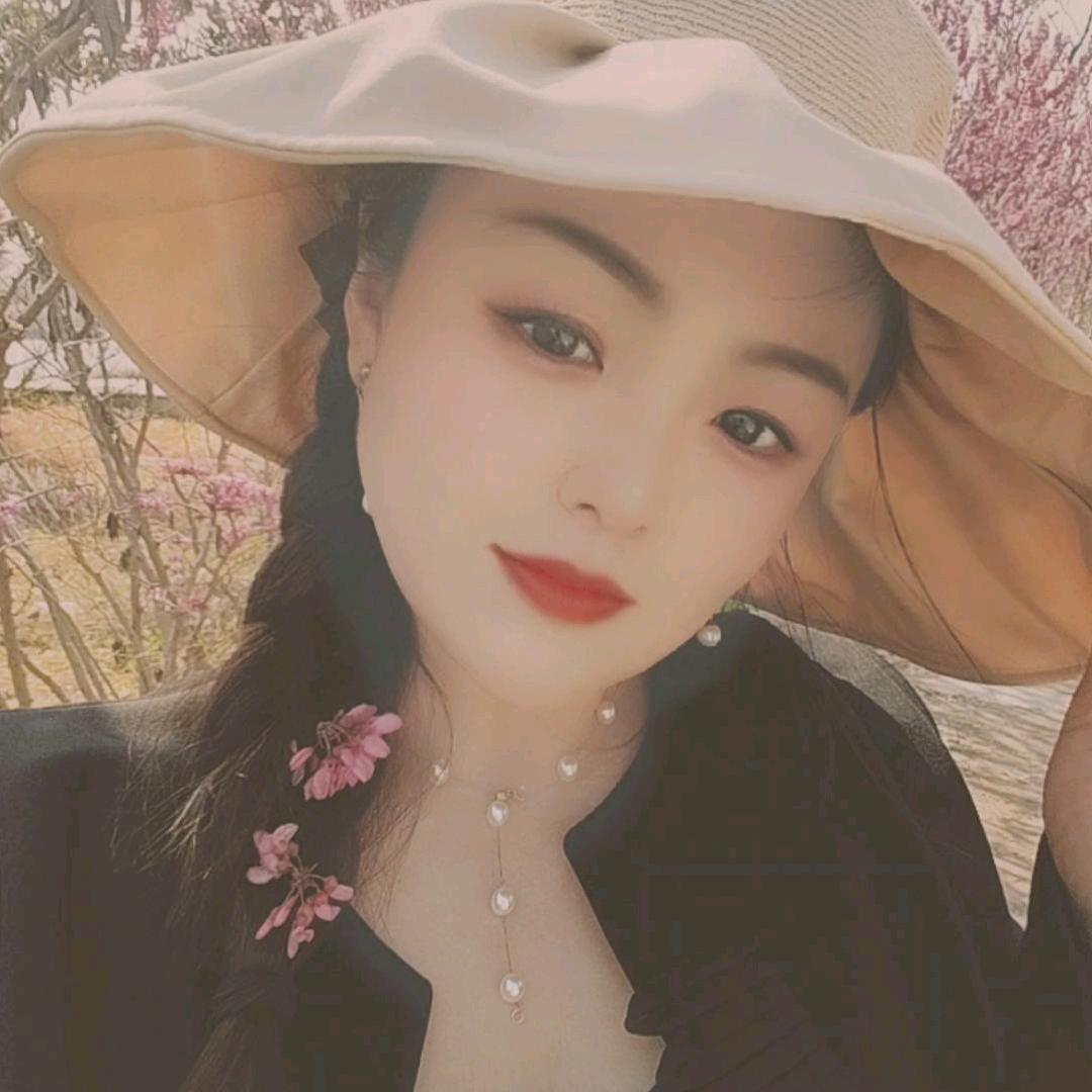 八月花🌸🌸🌸