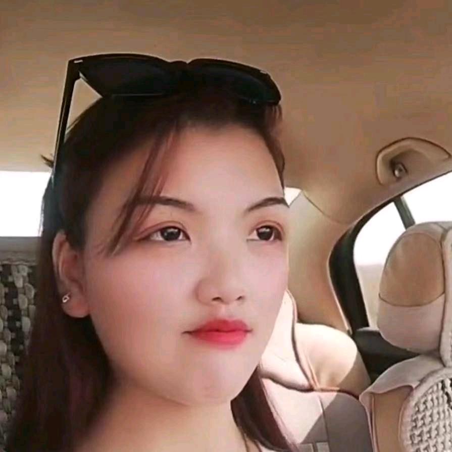 炀炀超市老板娘