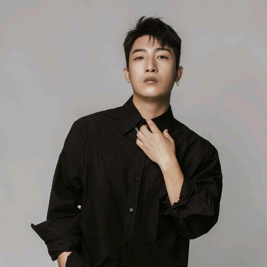 南昌女生减龄烫发•肖肖