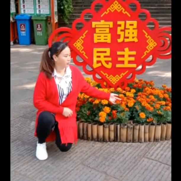 一笑而过🍁chen