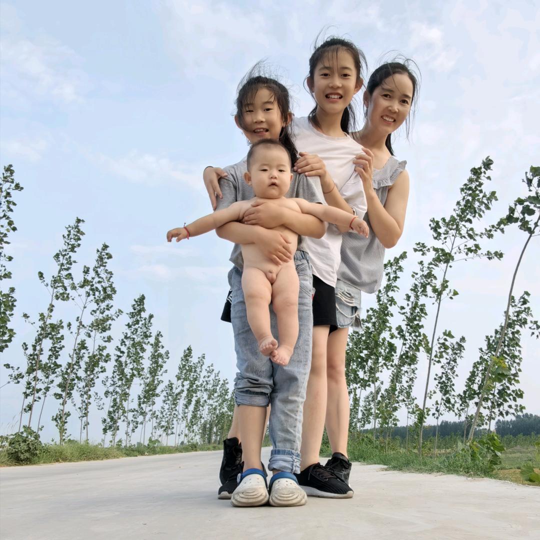 郝牛的妈妈