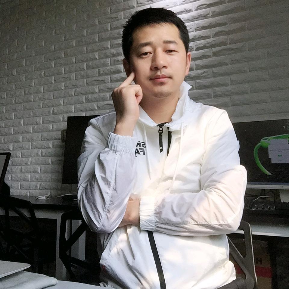 G   ★   z  高端工作室