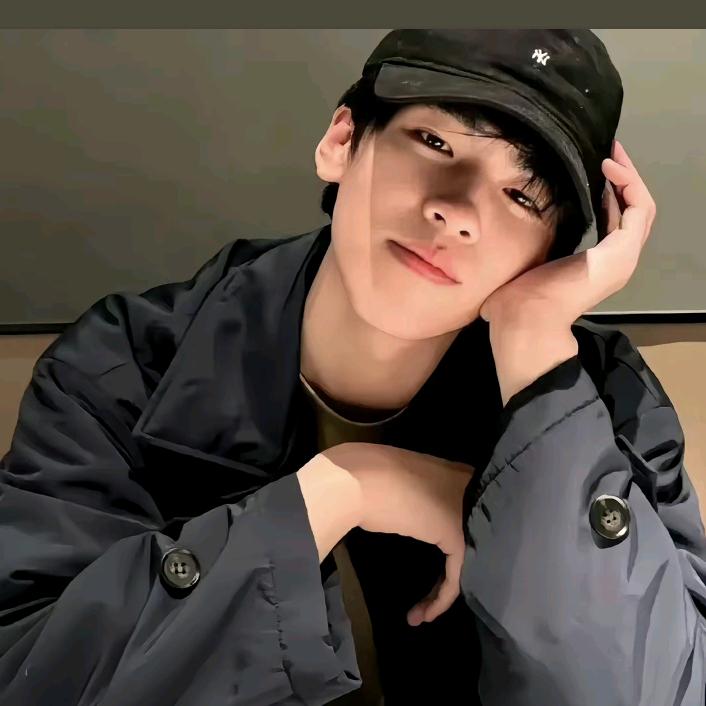 喜欢的人是姛我穿女装挽回她的心