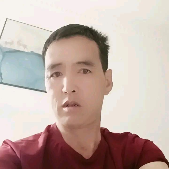 我是兰坪卖土猪肉的