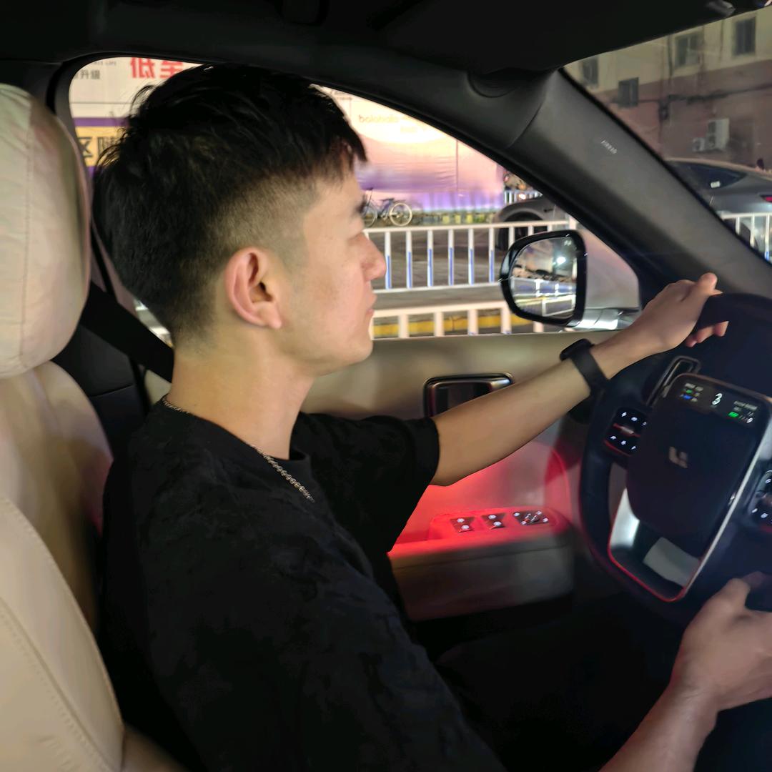 阿超来了