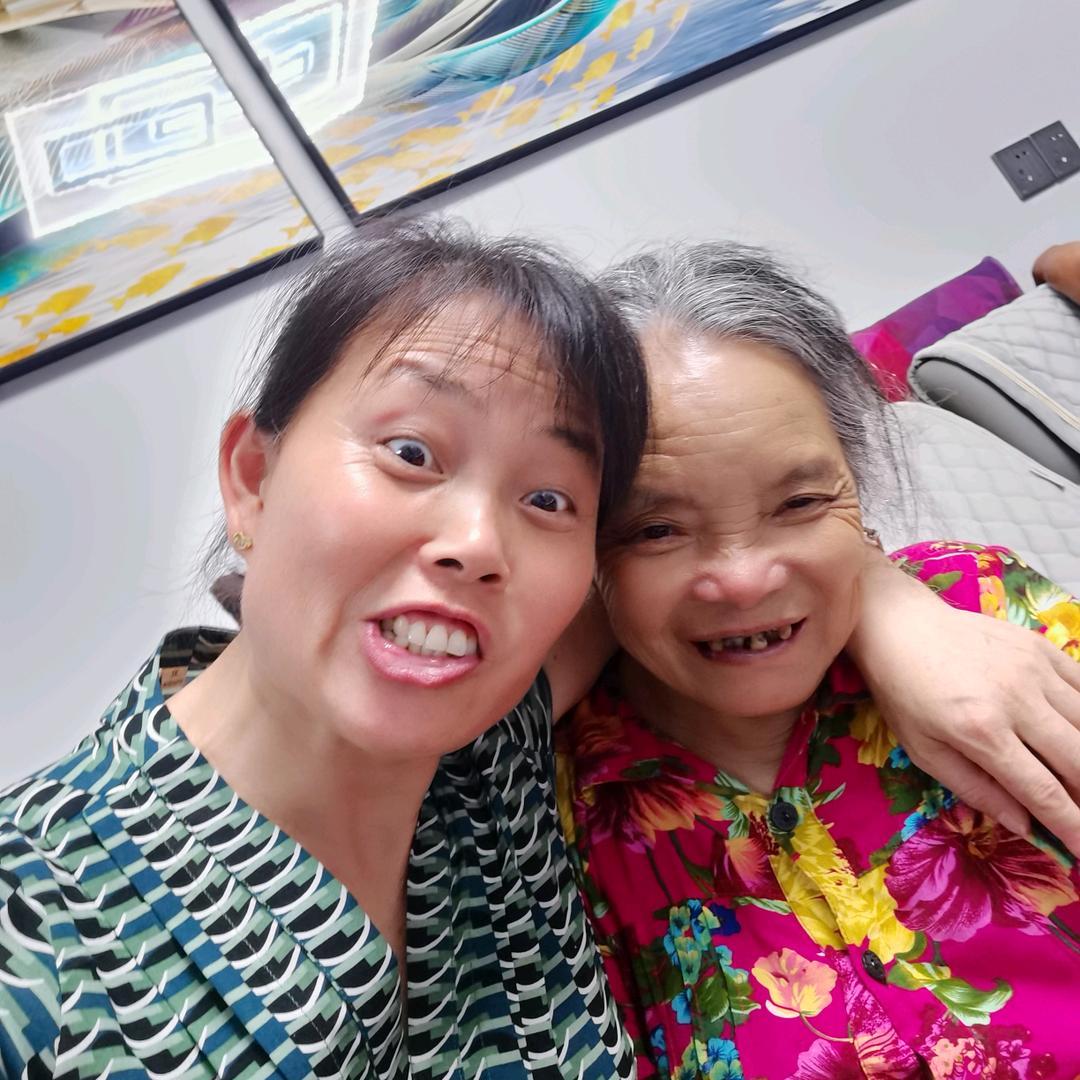 春春姐🐍🐍为自己而活