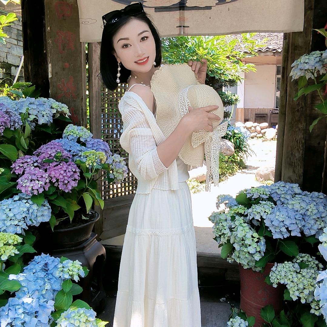 梅子爱唱歌