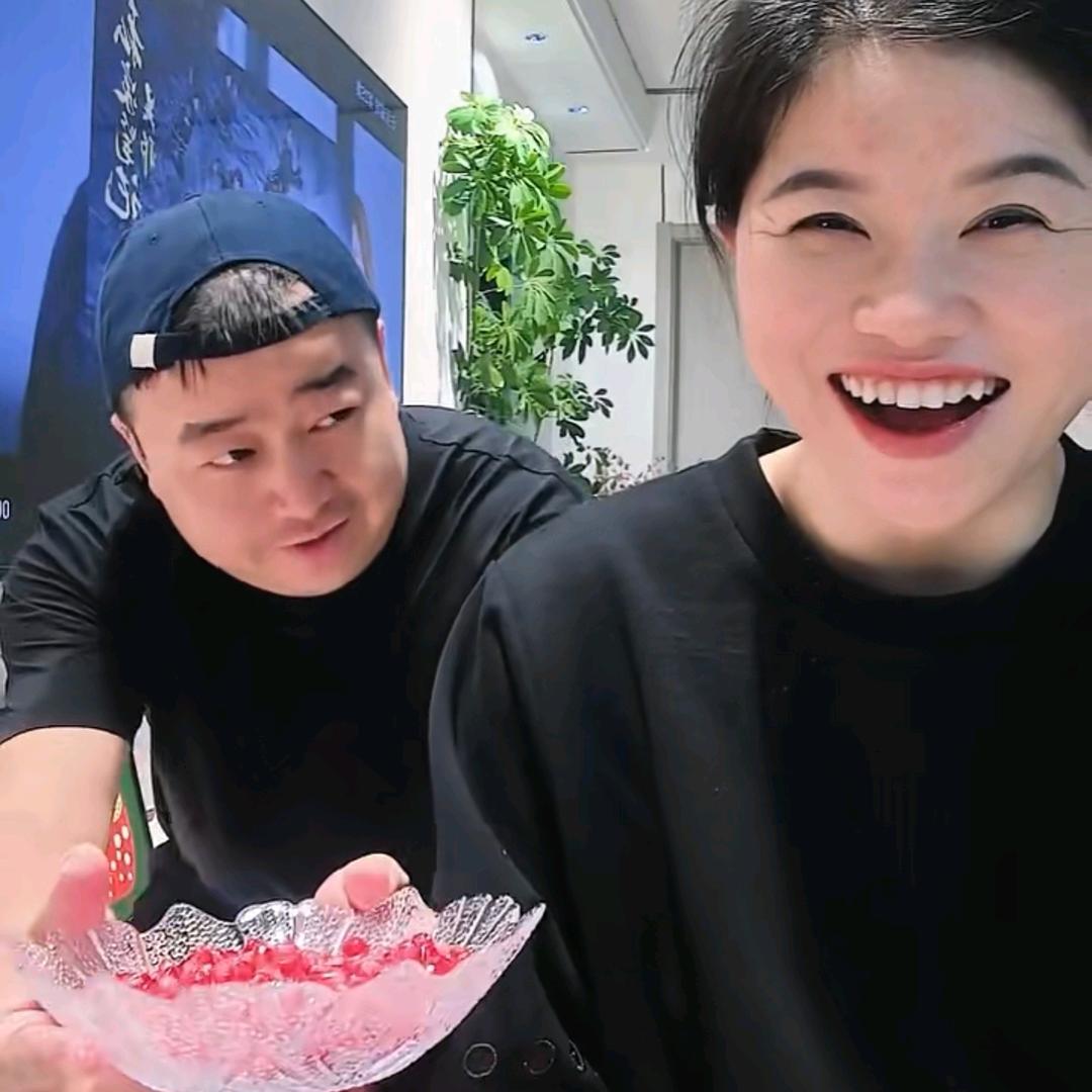 金井丽颜美业