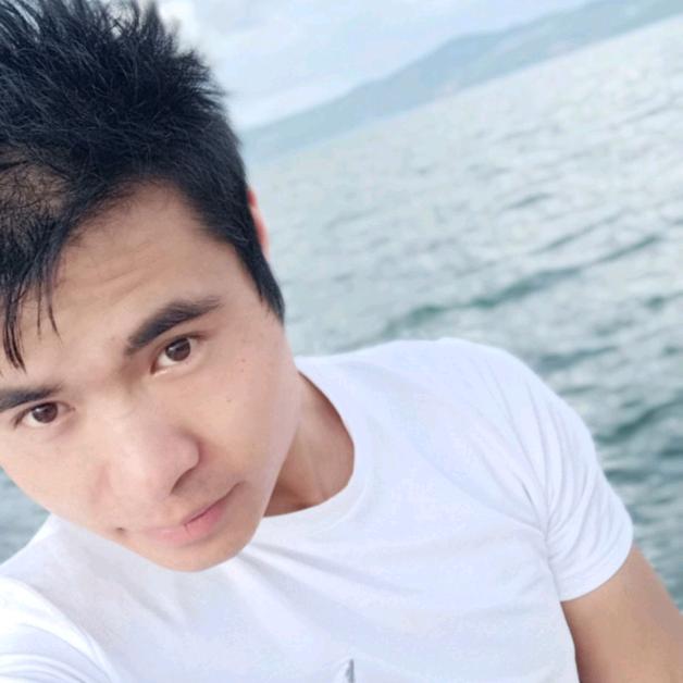 做个俗人，浪荡不羁，一生自由