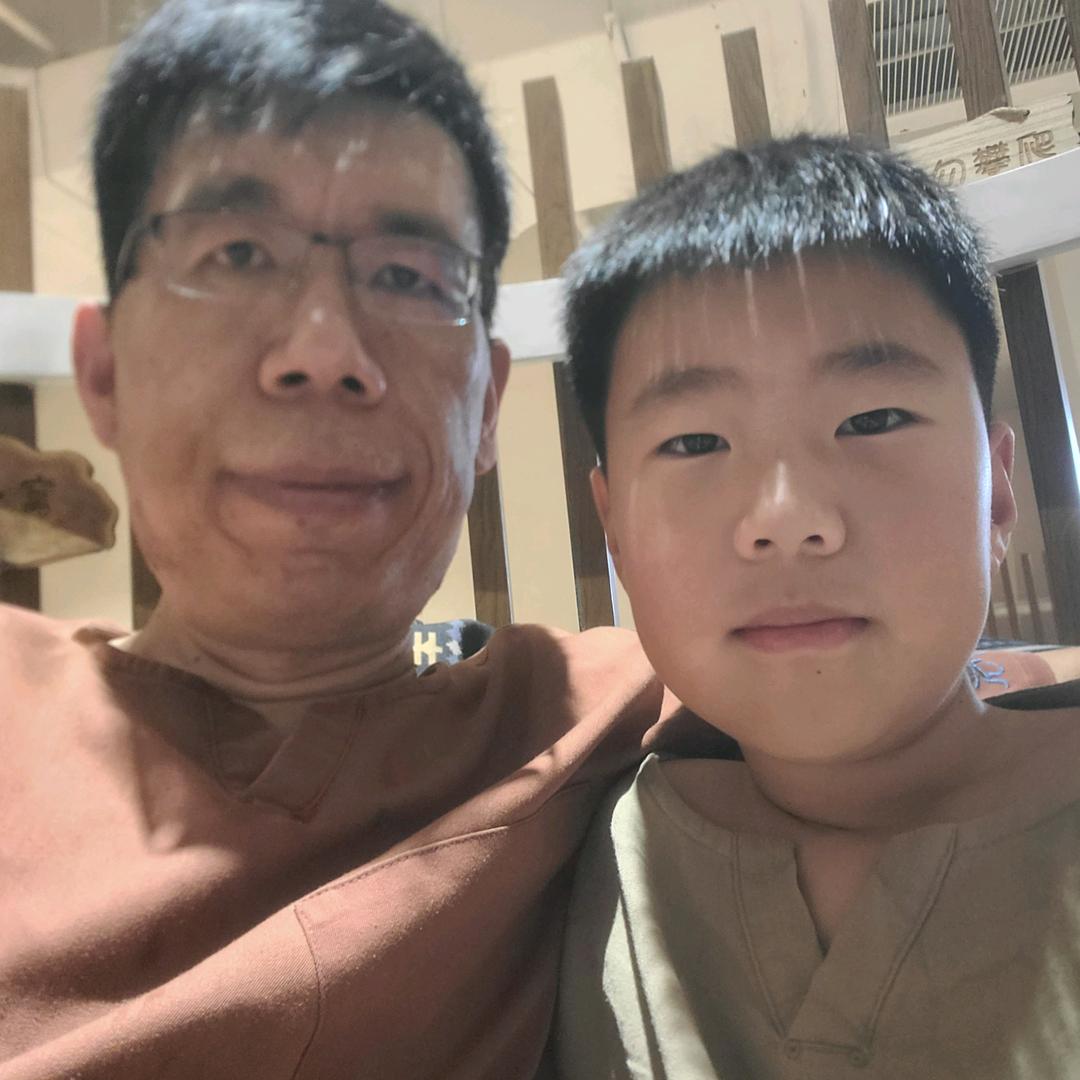 恩娃和龙爸