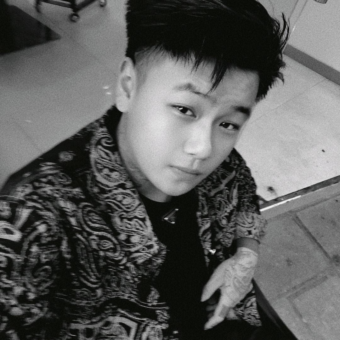 HOME 小旭