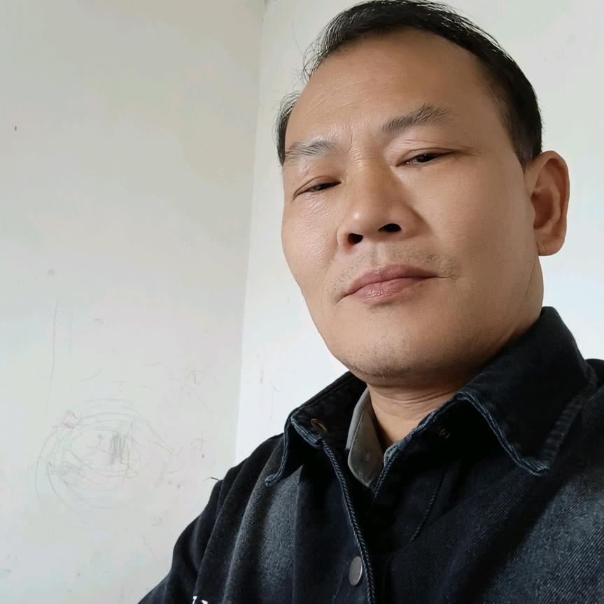 胡福春