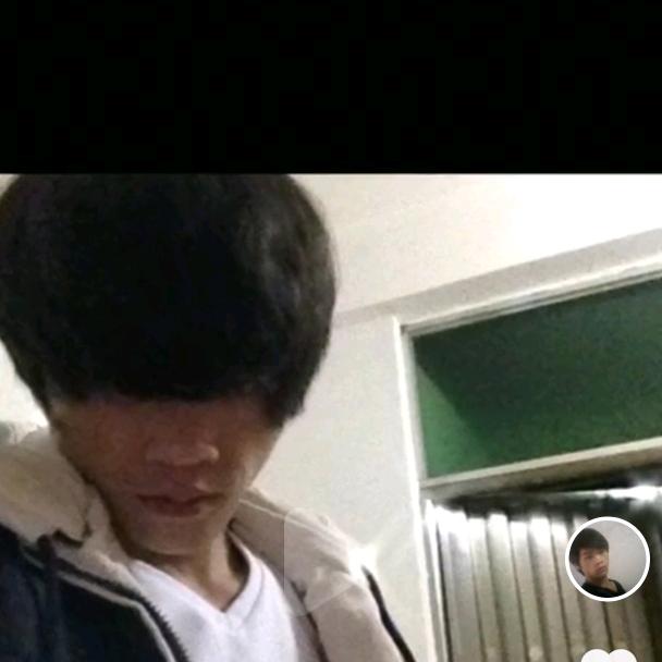 掩不住眼睛里的泪水