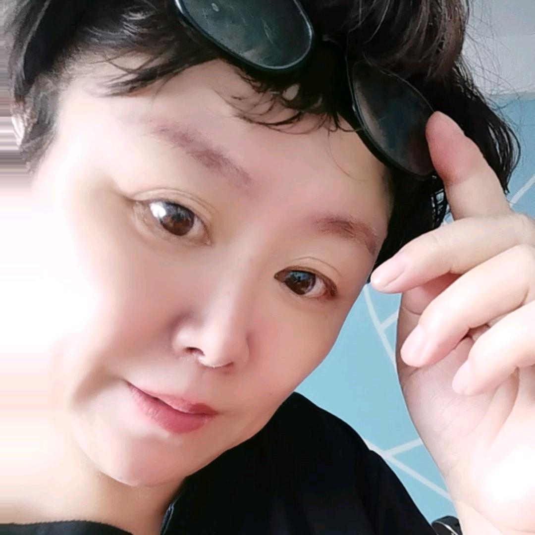 为了生活努力的兰兰