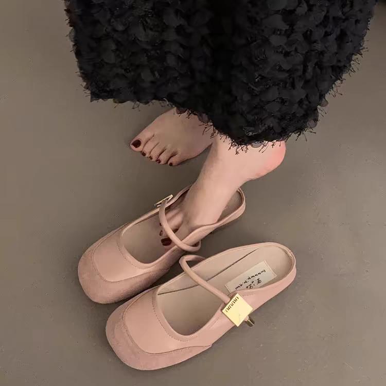 新潮轻奢女鞋