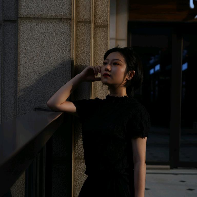 赵彧儿yù