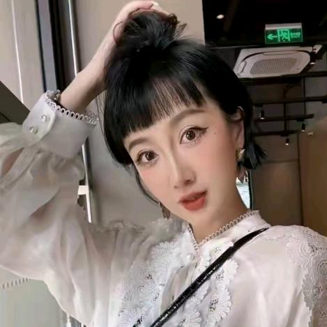 陈先生与小白白（精致穿搭）