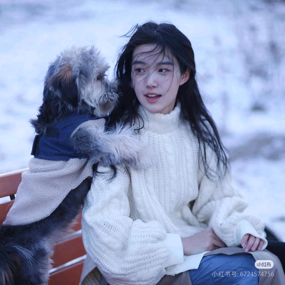 小u梨(私信被封)看主页