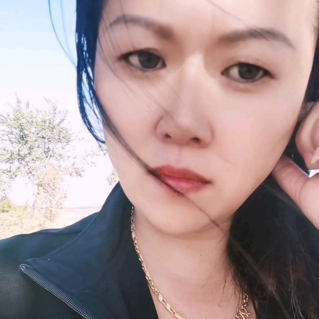 嘉嘉