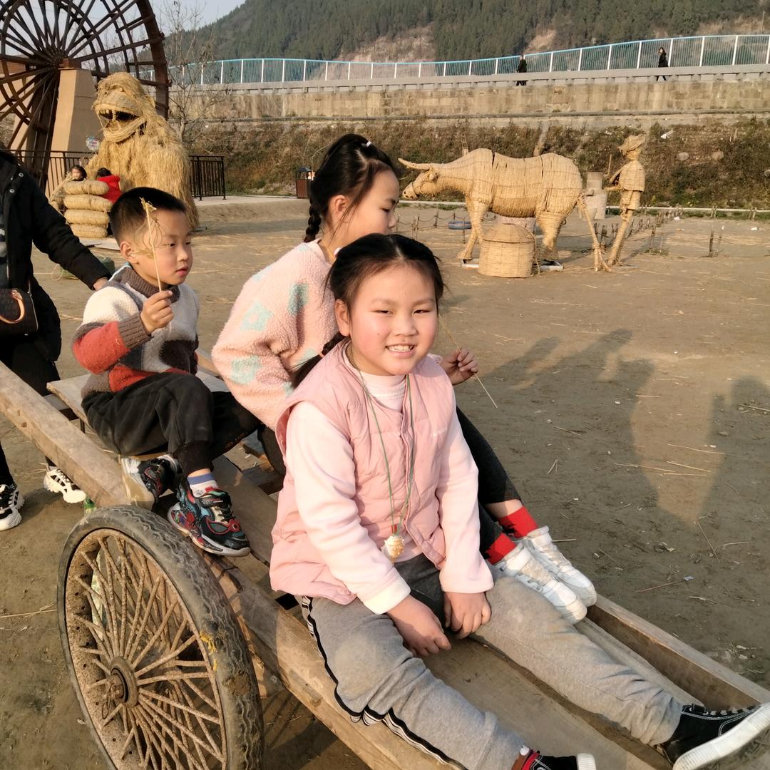 胖妞.